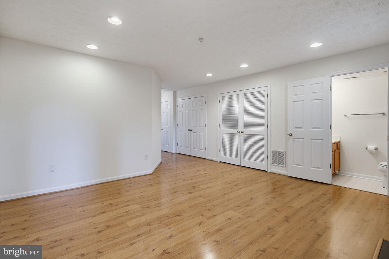 7023 Dasher Farm Ct - Photo 6 of 50
