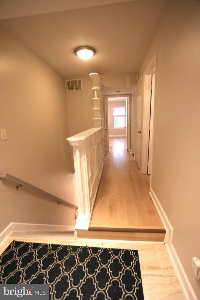 3924 Chesterwood Dr #3924 - Photo 5 of 25