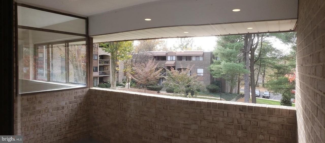 405 Christopher Ave #40 - Photo 2 of 9