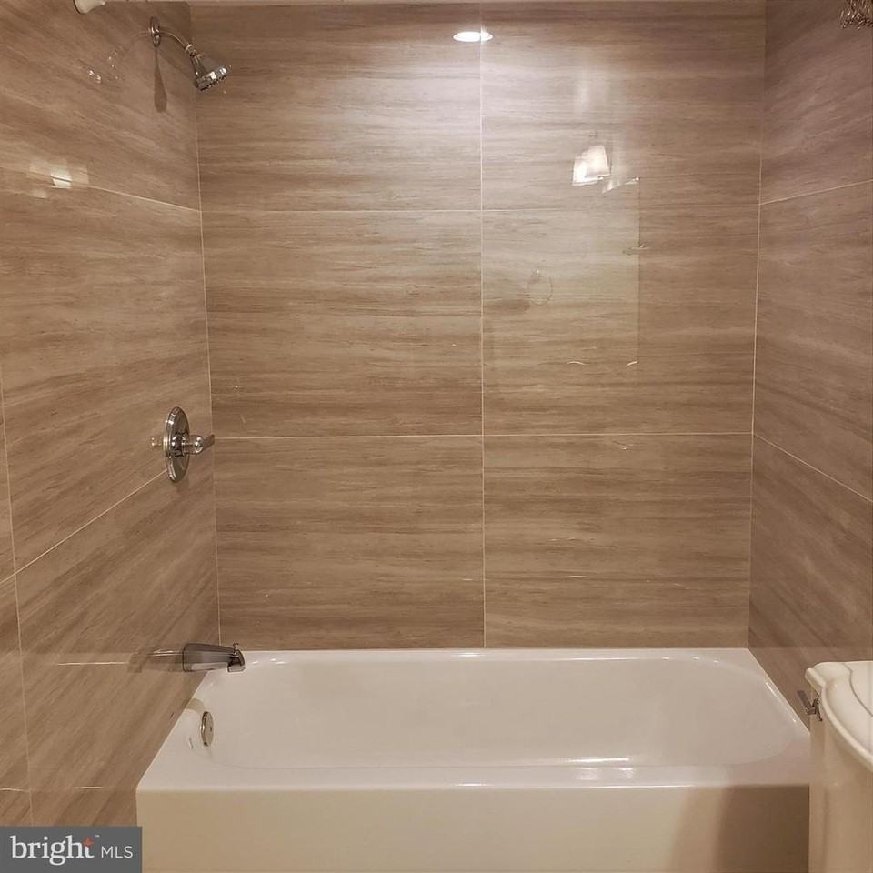 405 Christopher Ave #40 - Photo 7 of 9