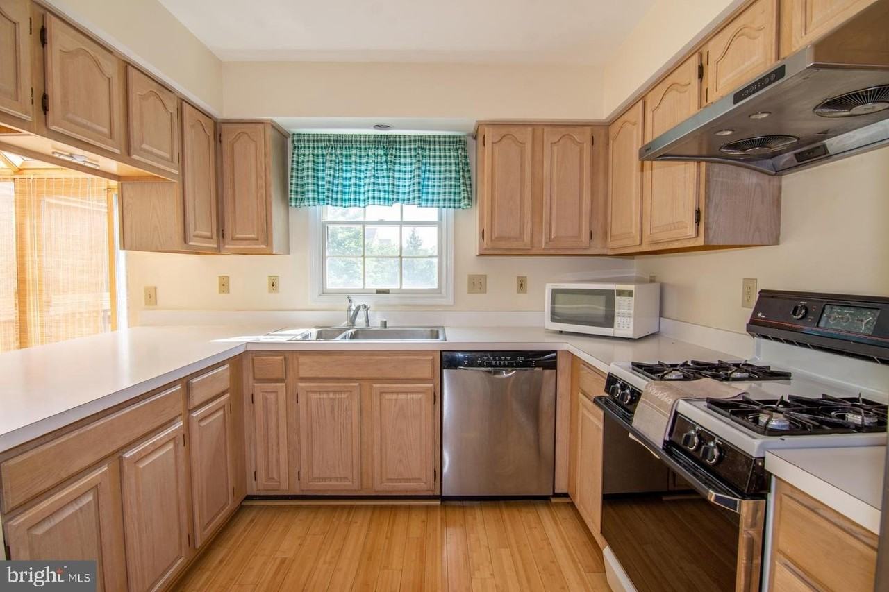 127 Swarthmore Ave - Photo 7 of 15