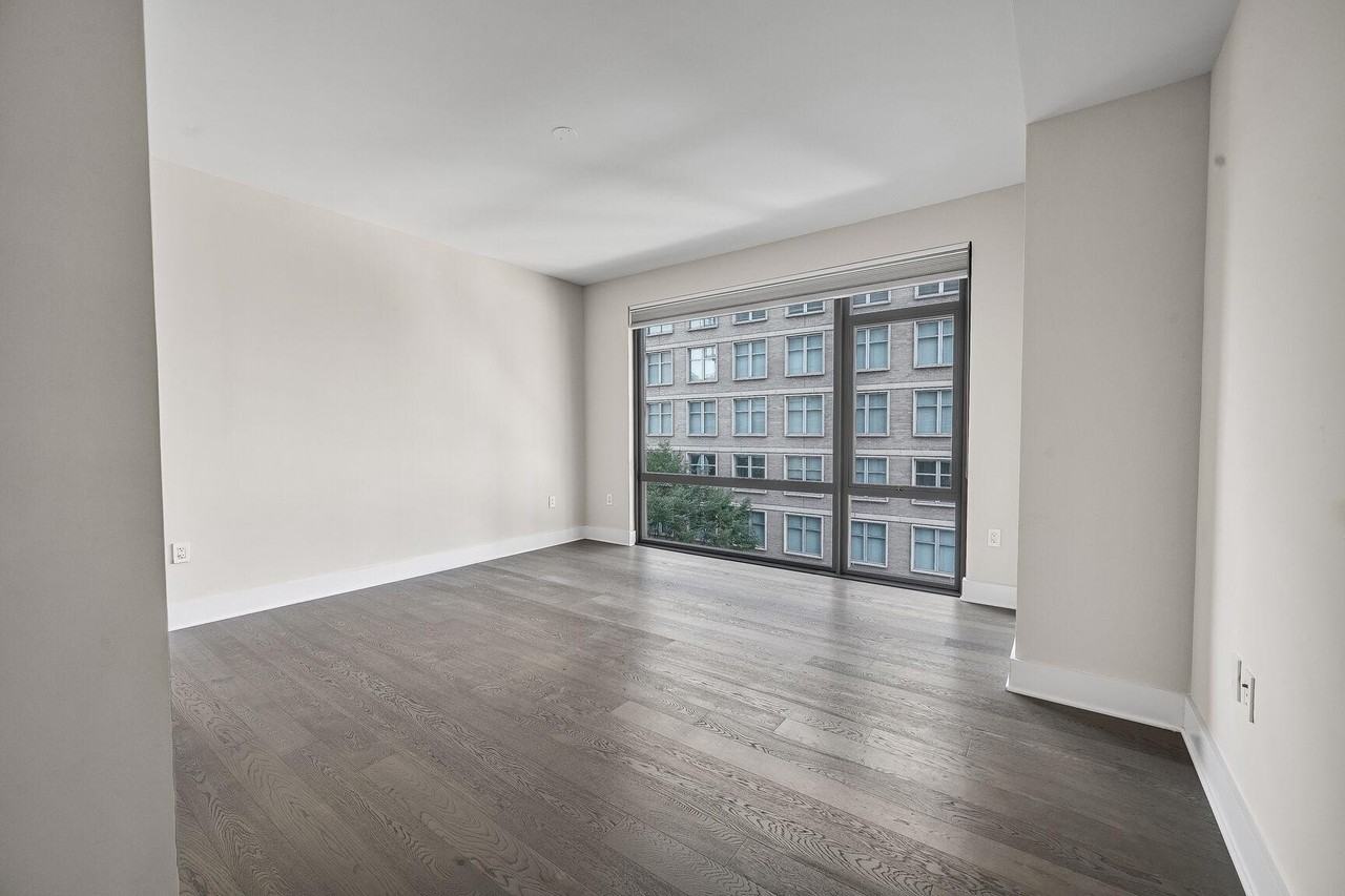 4960 Fairmont Ave #603 - Photo 5 of 23