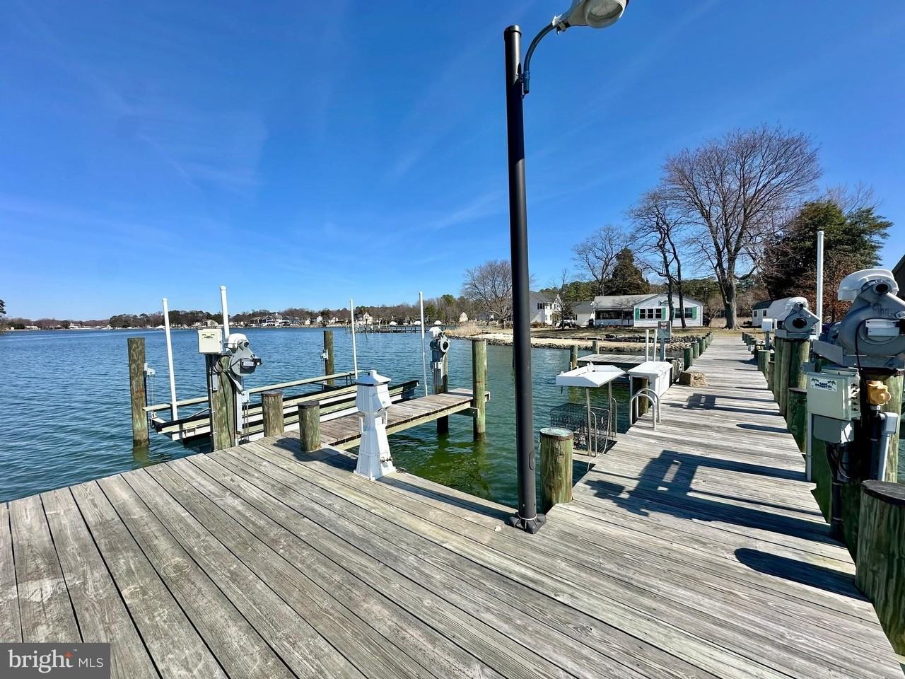 215 Parks Rd - Photo 5 of 35