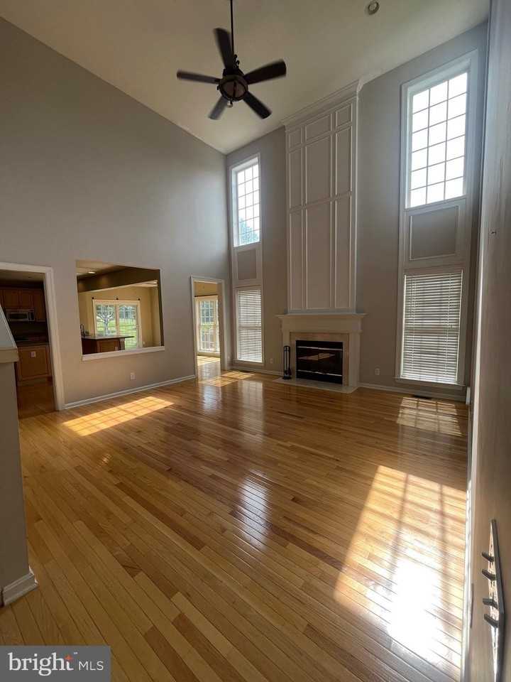 2825 Mountain Laurel Dr - Photo 4 of 14