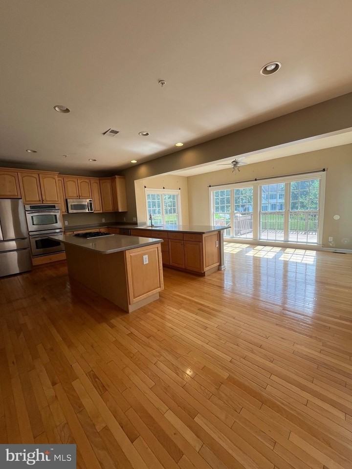 2825 Mountain Laurel Dr - Photo 6 of 14