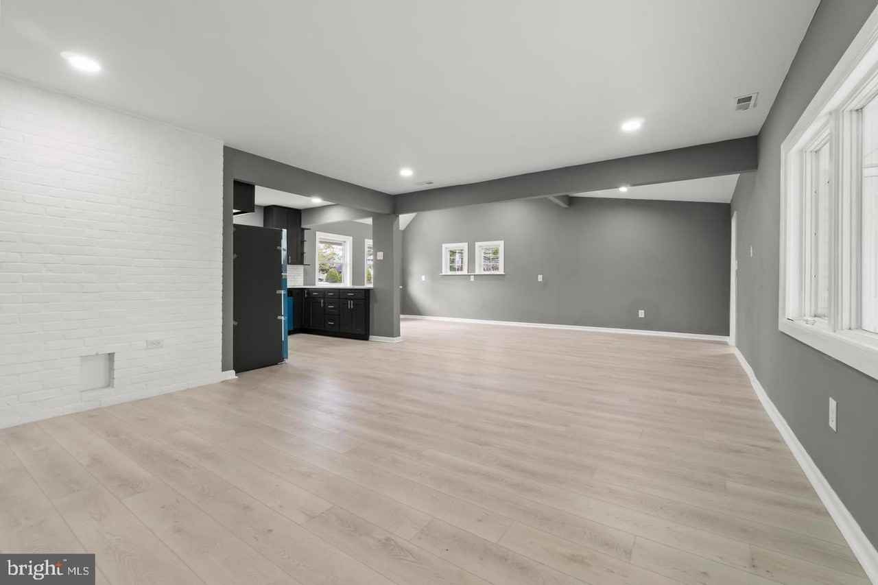 3 Indian Creek Way - Photo 2 of 29