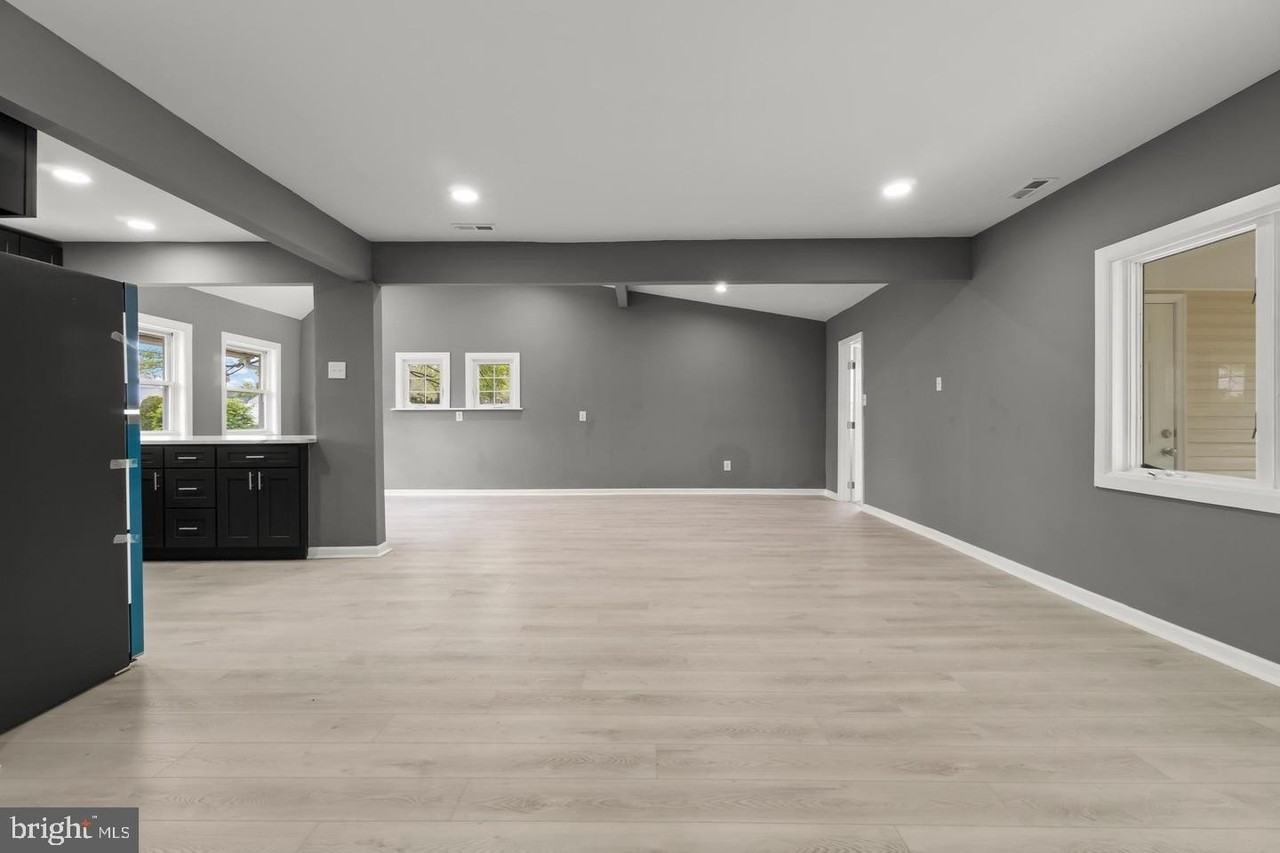 3 Indian Creek Way - Photo 4 of 29