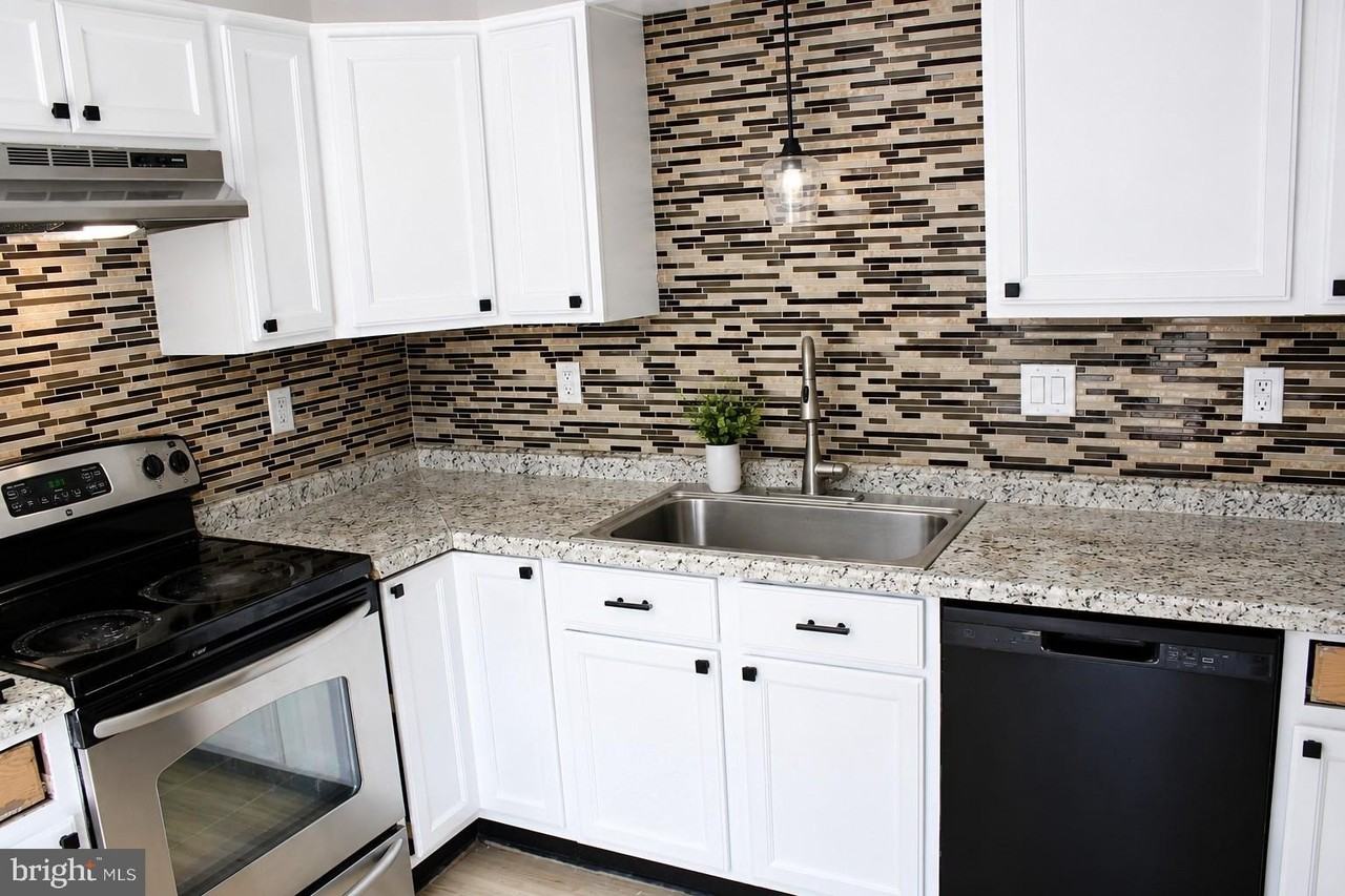 39 Southmont Dr - Photo 4 of 19