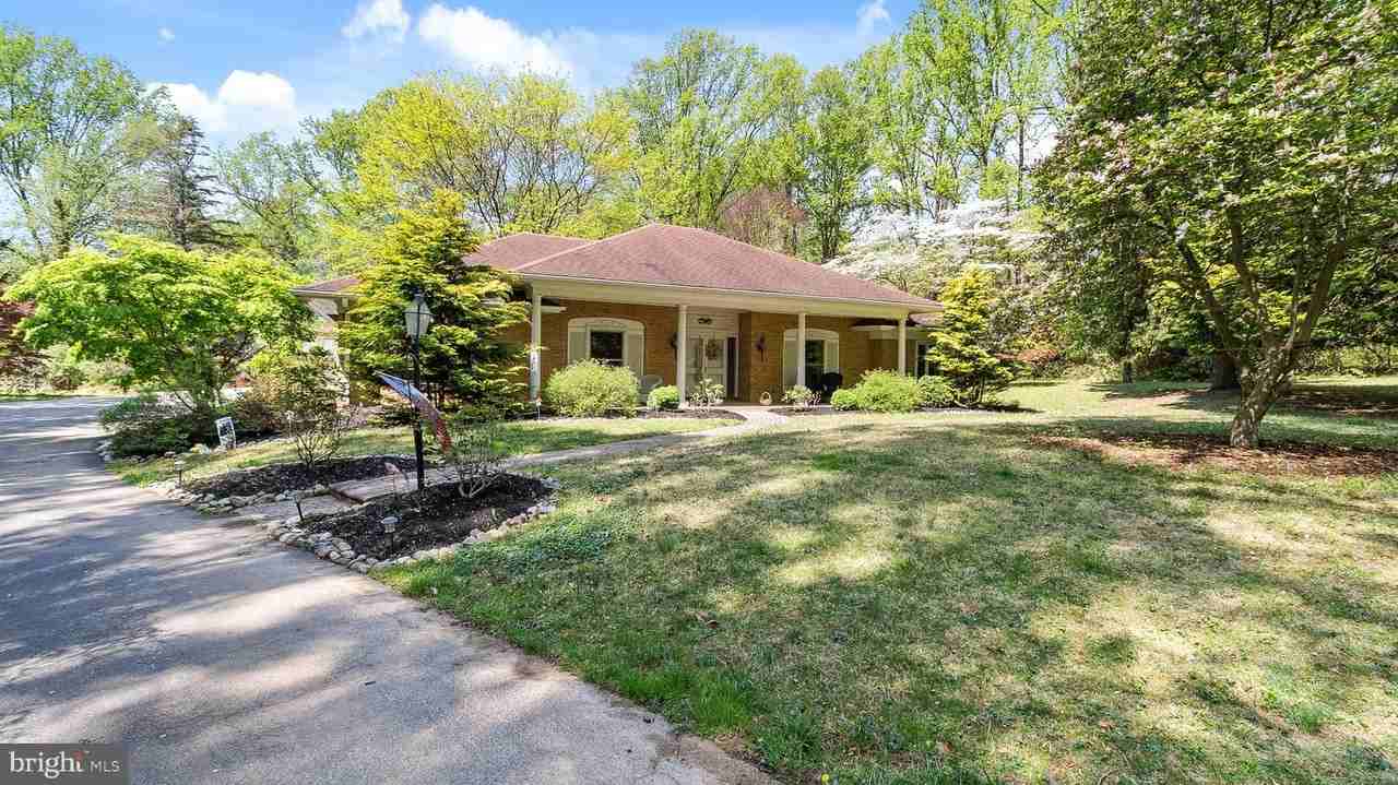 501 Webb Rd - Photo 5 of 16