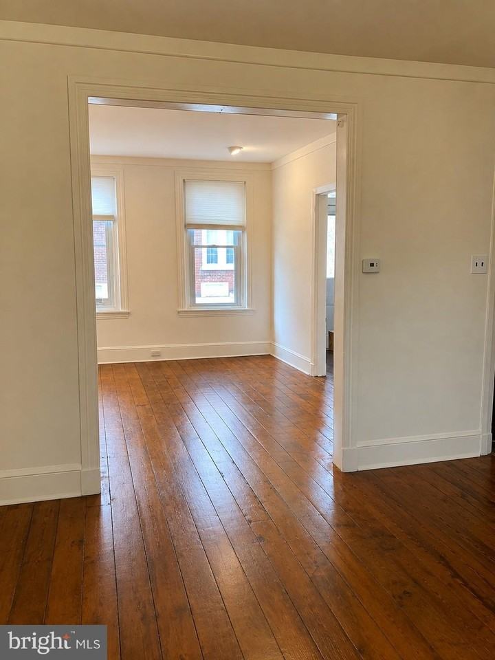 112 E Miner St - Photo 6 of 29
