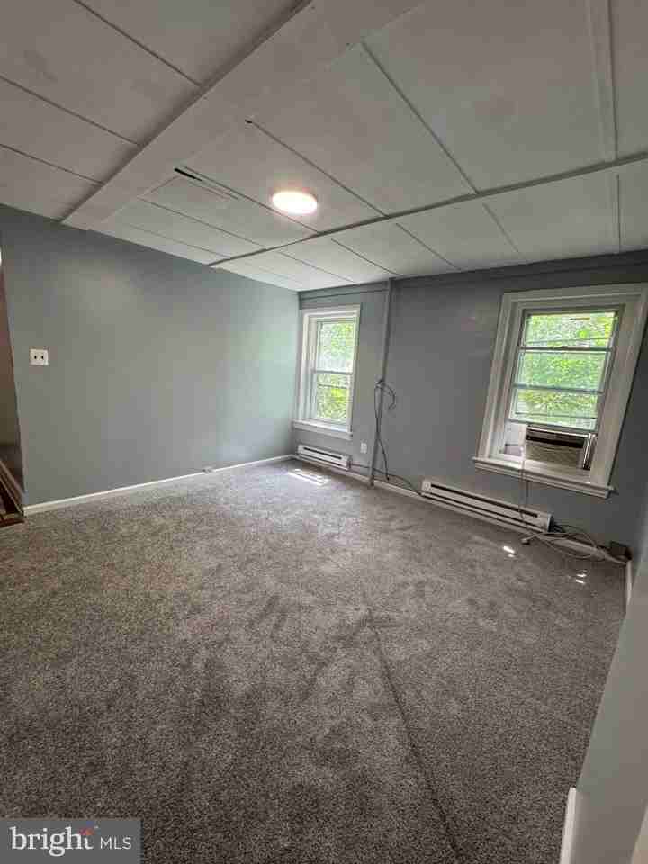 521 Cherry St #4 - Photo 2 of 8