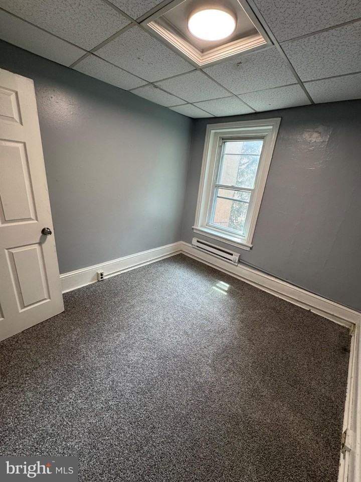 521 Cherry St #4 - Photo 5 of 8