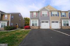 1013 Chapman Cir - Photo 1 of 1