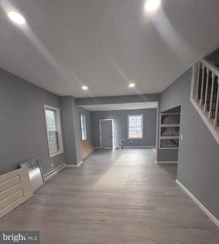 21 S Locust St - Photo 2 of 13