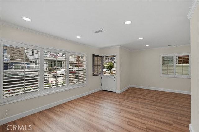 121 Topaz Ave - Photo 4 of 7