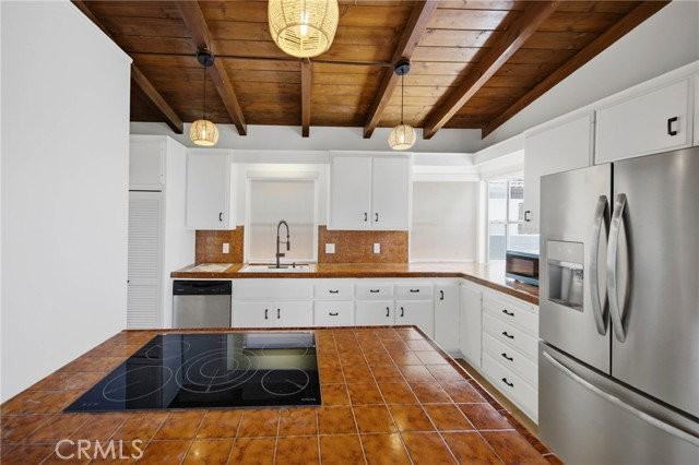 210 Avenida Calafia #A - Photo 7 of 7