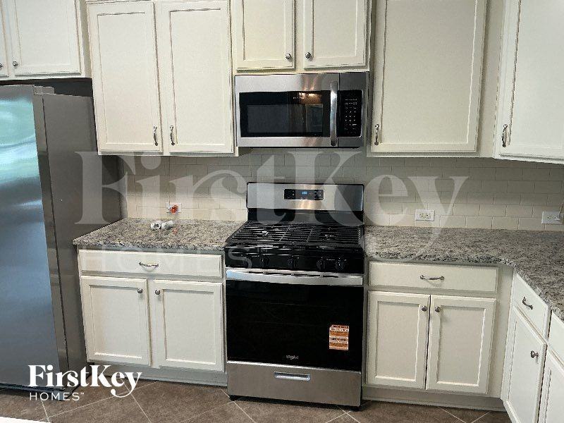 837 Ember Dr - Photo 6 of 12