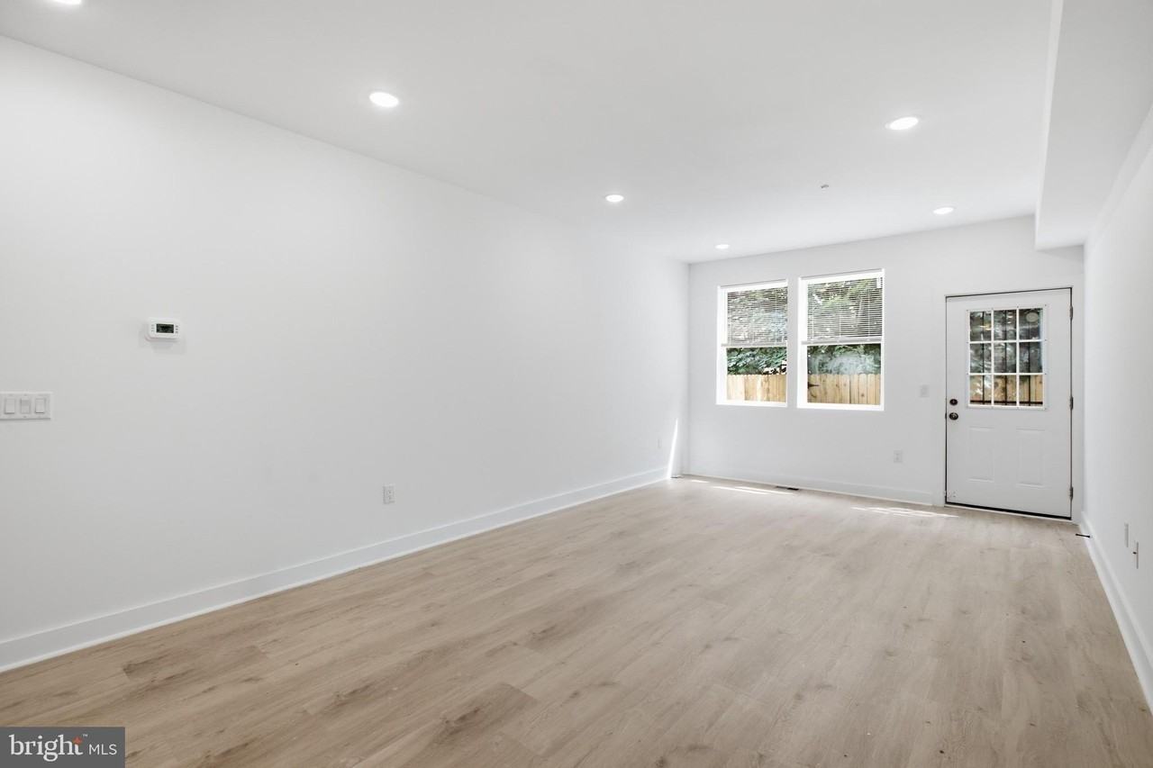 3974 Reno St #1 - Photo 4 of 18