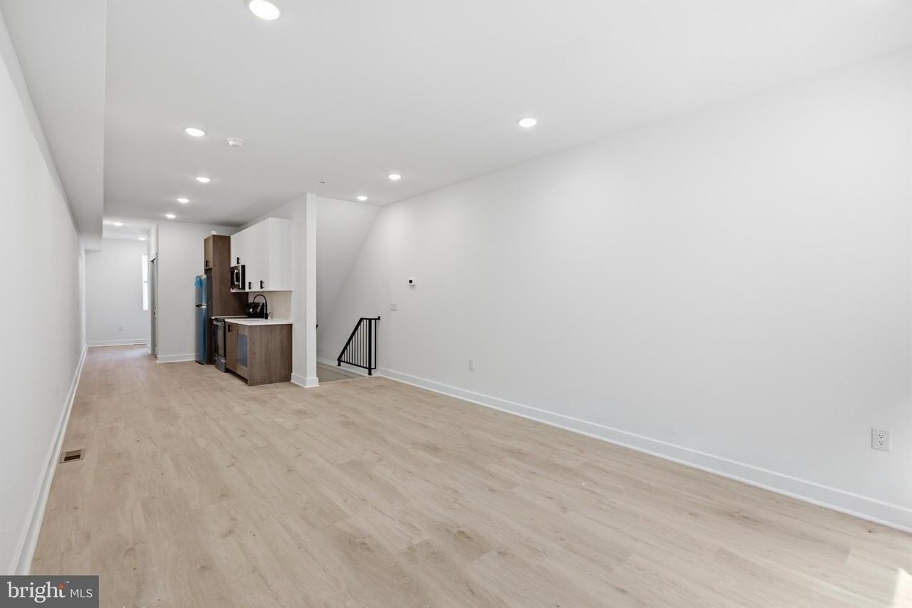 3974 Reno St #1 - Photo 5 of 18