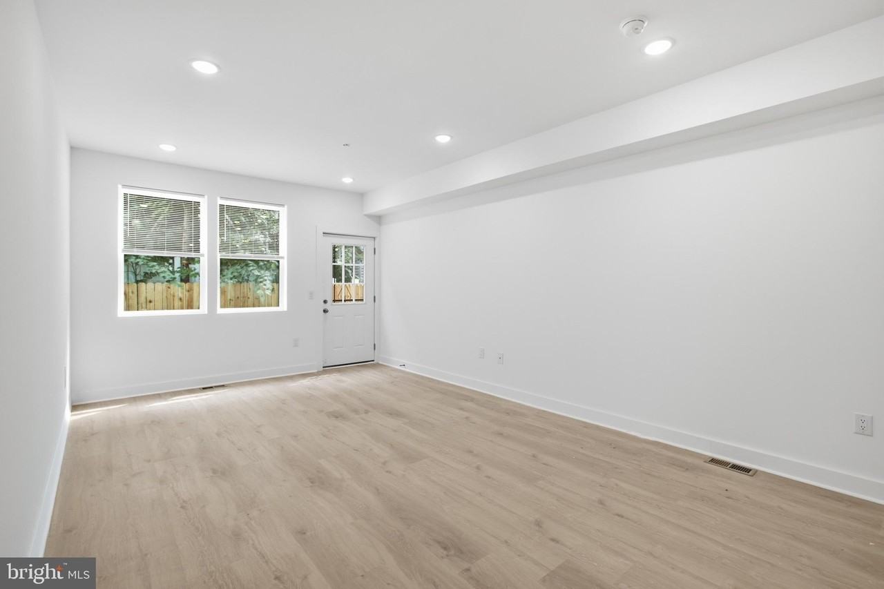3974 Reno St #1 - Photo 7 of 18