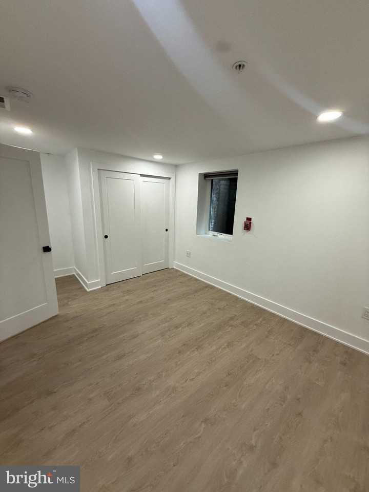 721 N 16th St #2 - Photo 7 of 12