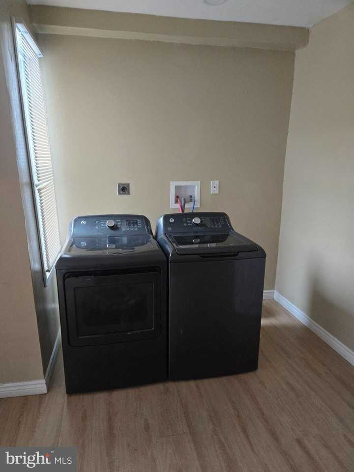 6202 Hasbrook Ave - Photo 4 of 12