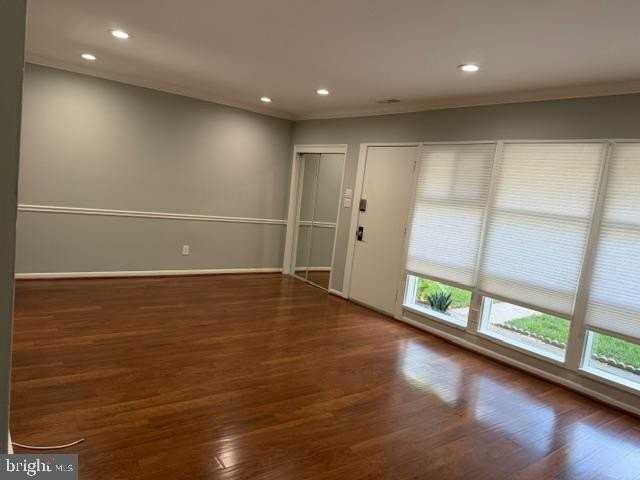 4406 Forest Glen Ct - Photo 2 of 21