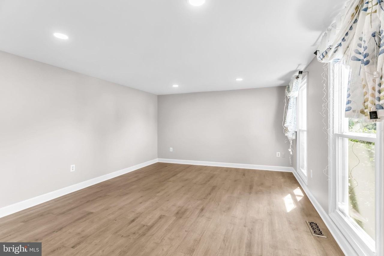 3204 Lockgate Ct - Photo 7 of 50