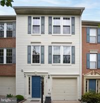 109 Shirley Sq Se - Photo 1 of 1