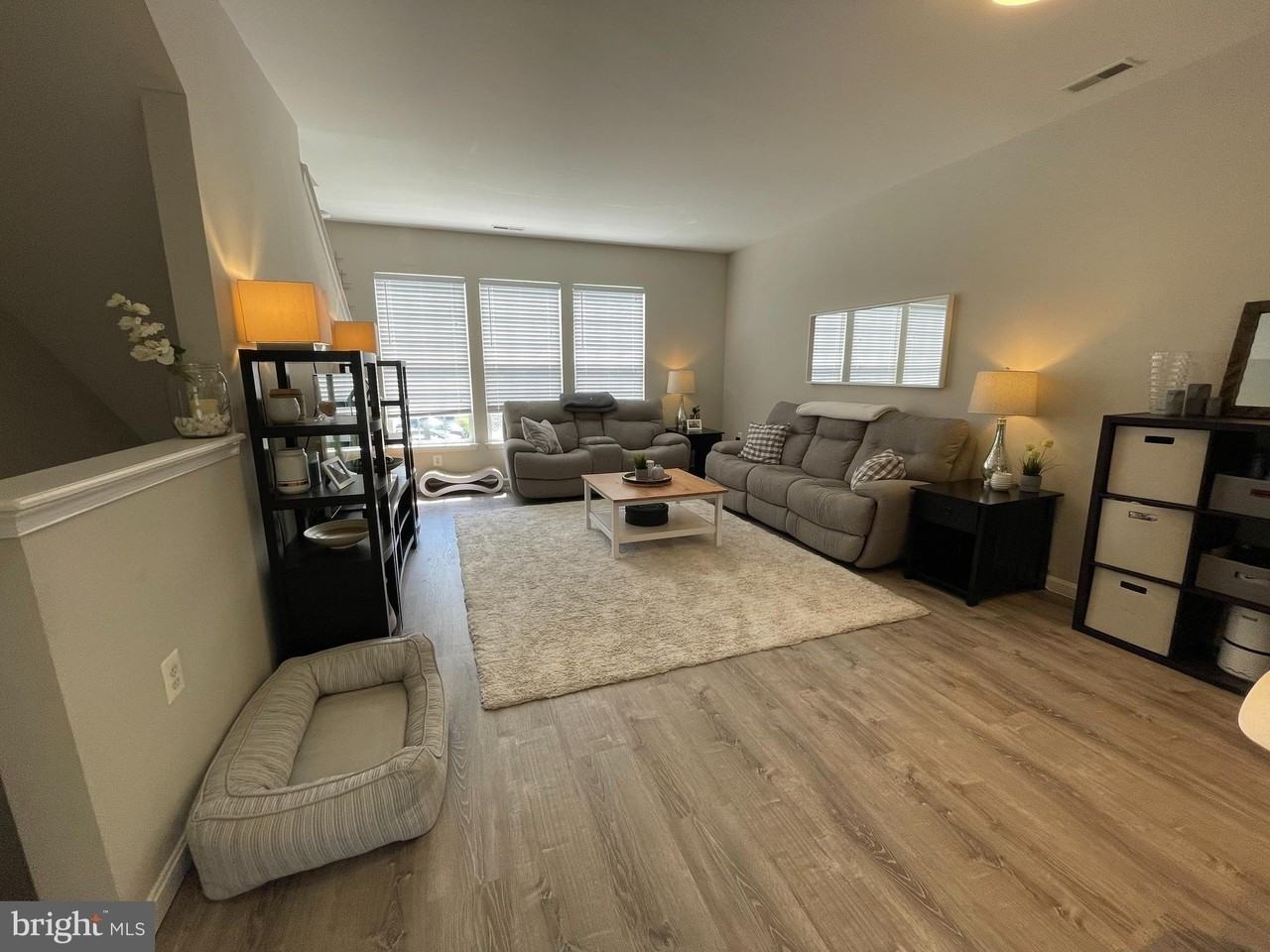 23052 Fontwell Sq - Photo 7 of 46