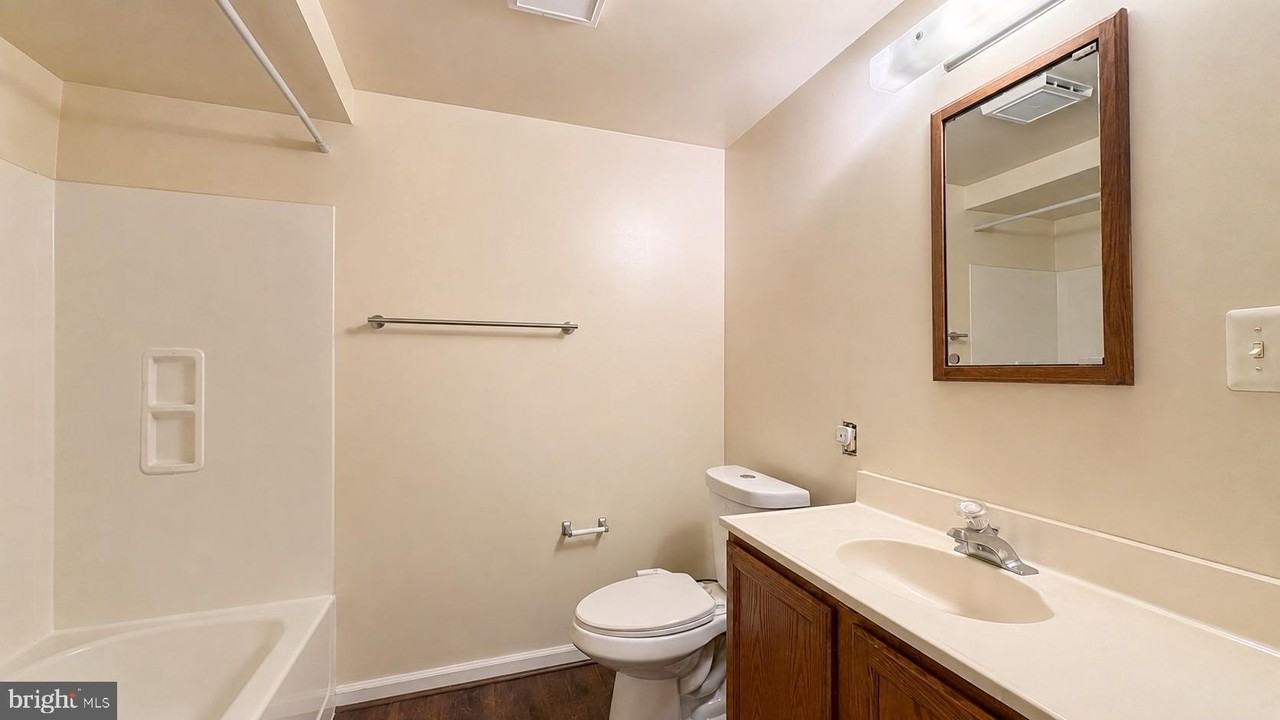 12554 Cantilever Ct - Photo 6 of 19