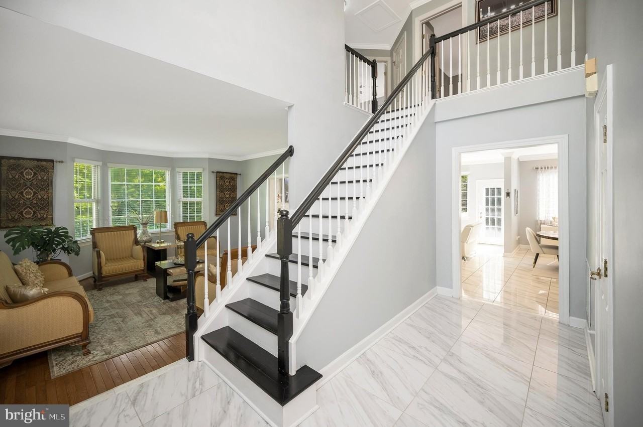 16005 Kings Mountain Rd - Photo 2 of 47