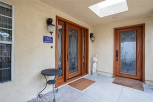 featured image of 314 W Kenneth Rd