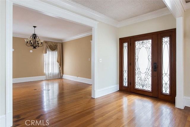 314 W Kenneth Rd - Photo 3 of 7