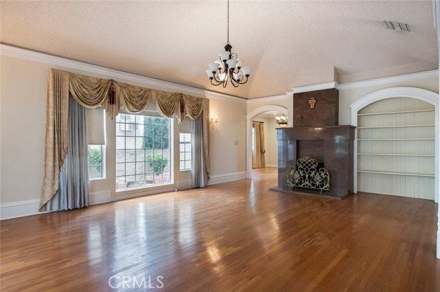 314 W Kenneth Rd - Photo 6 of 7