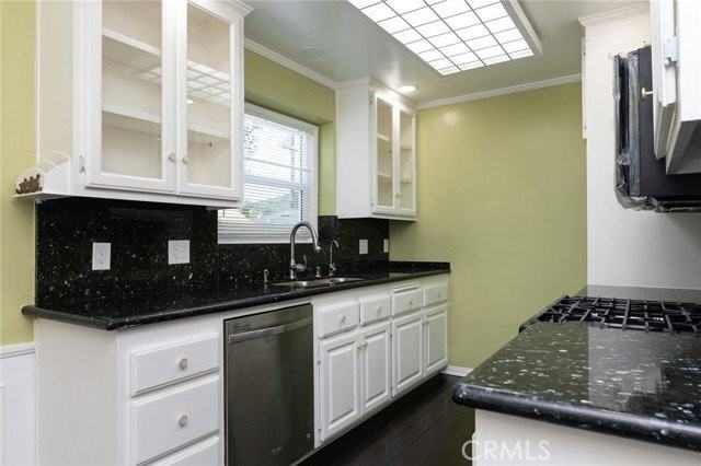 2909 Canada Blvd - Photo 3 of 8