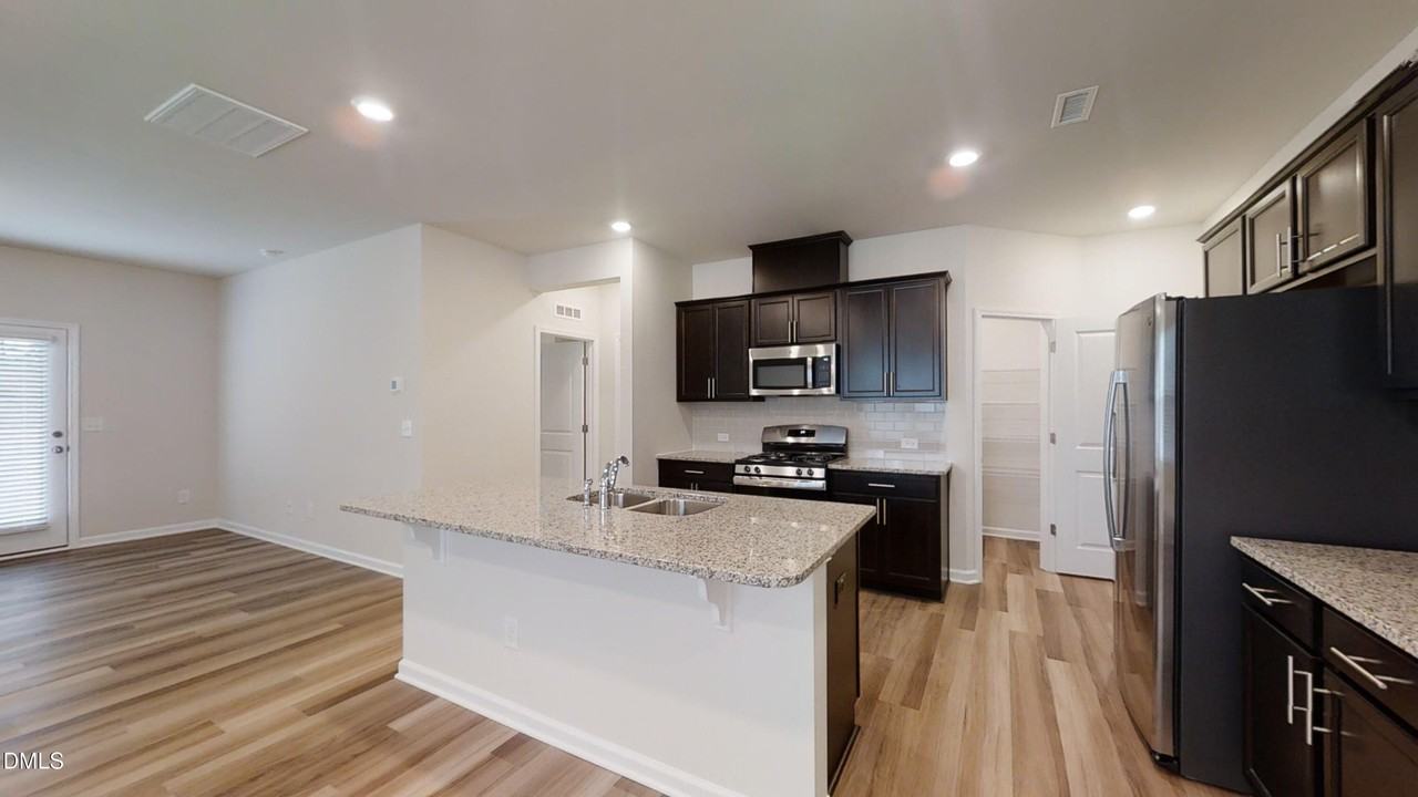 103 Silver Fir Ln - Photo 4 of 29