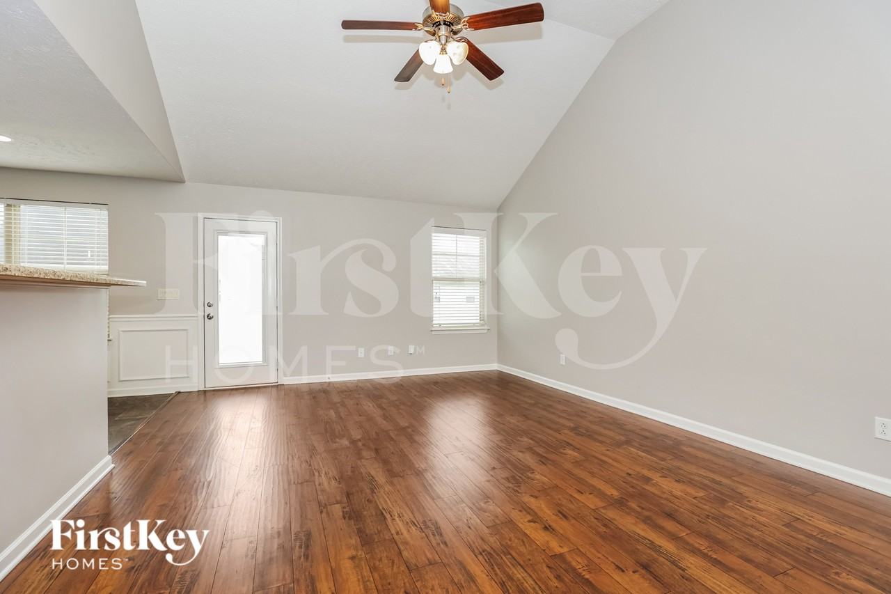 3207 Dupree Ln - Photo 2 of 16