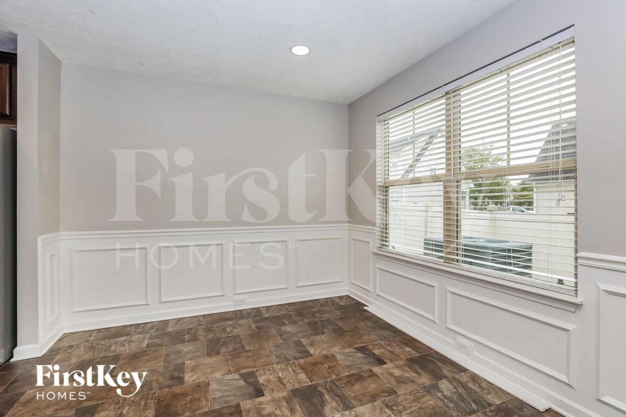 3207 Dupree Ln - Photo 4 of 16