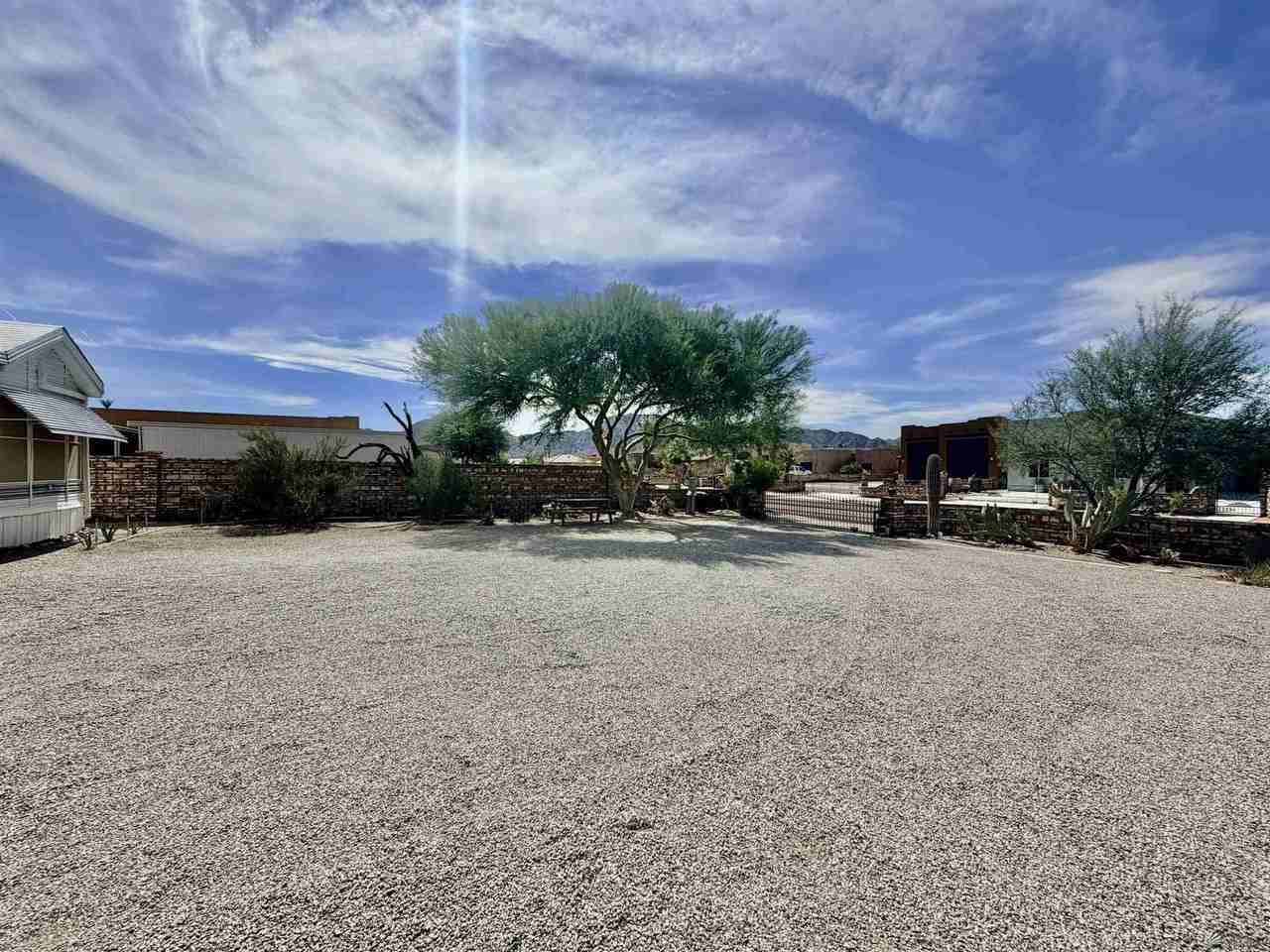 14572 E 48th Dr - Photo 3 of 33