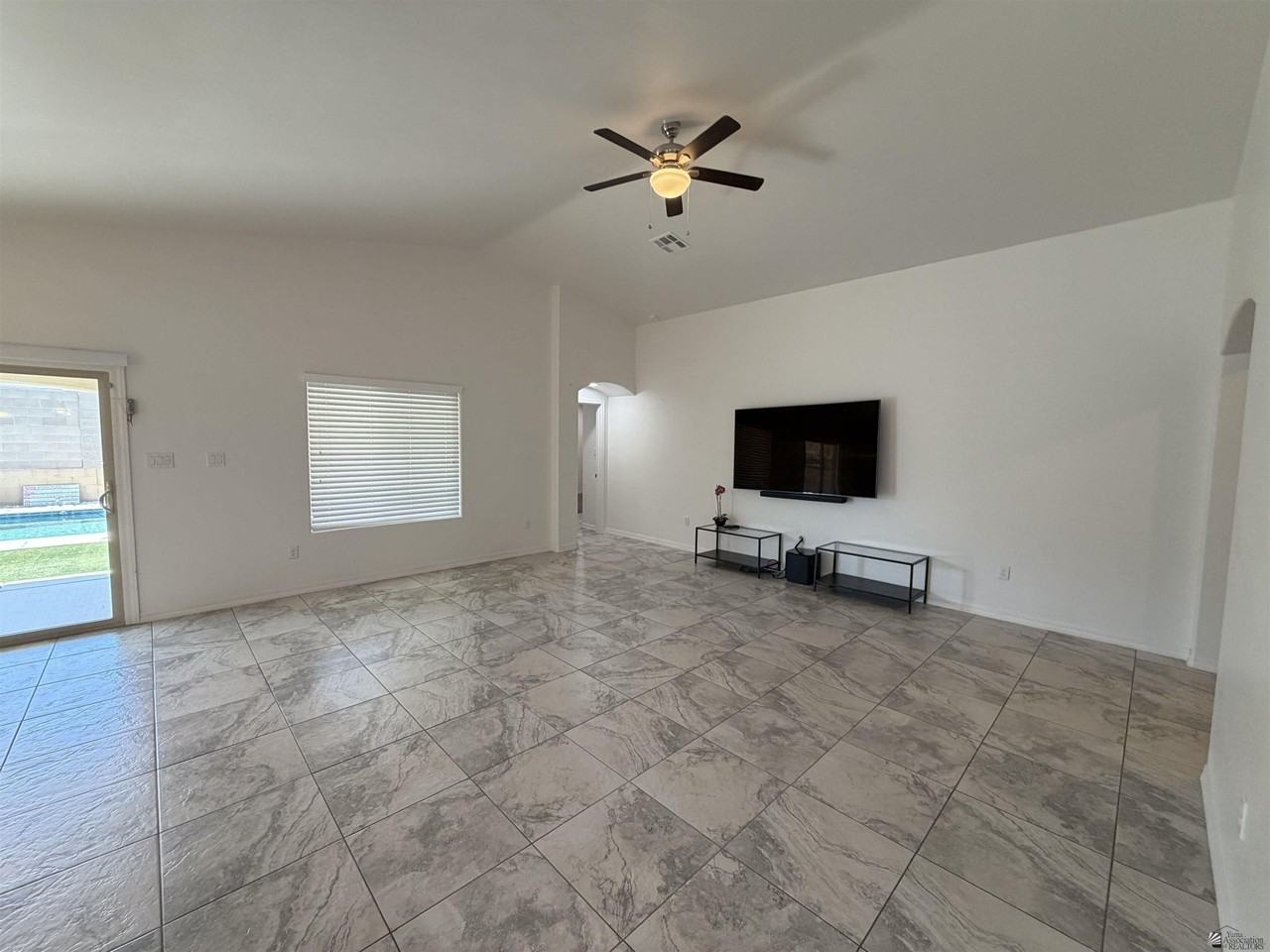 12625 E 48th Dr - Photo 5 of 29