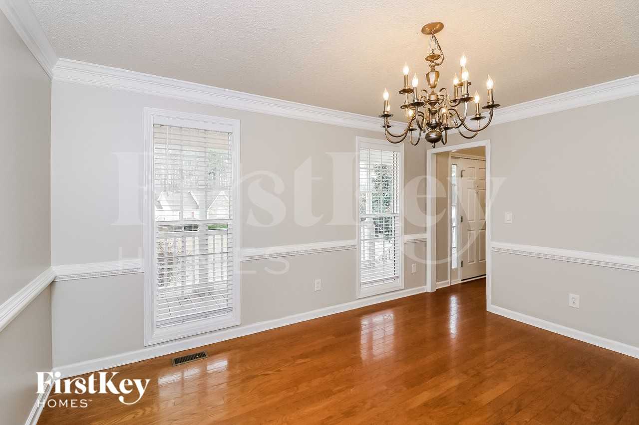 40 Vincent Ct - Photo 4 of 15