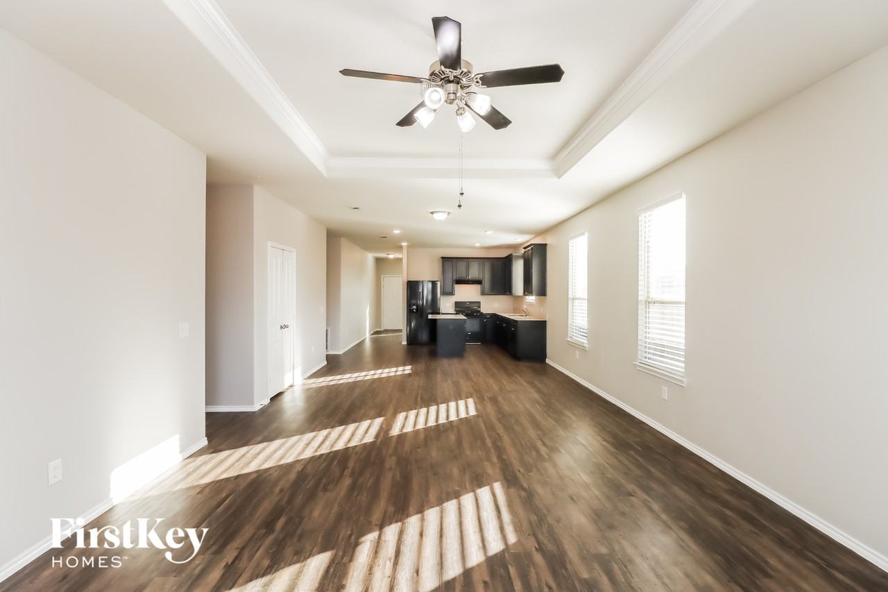 24114 Silver Sunset Ln - Photo 4 of 15