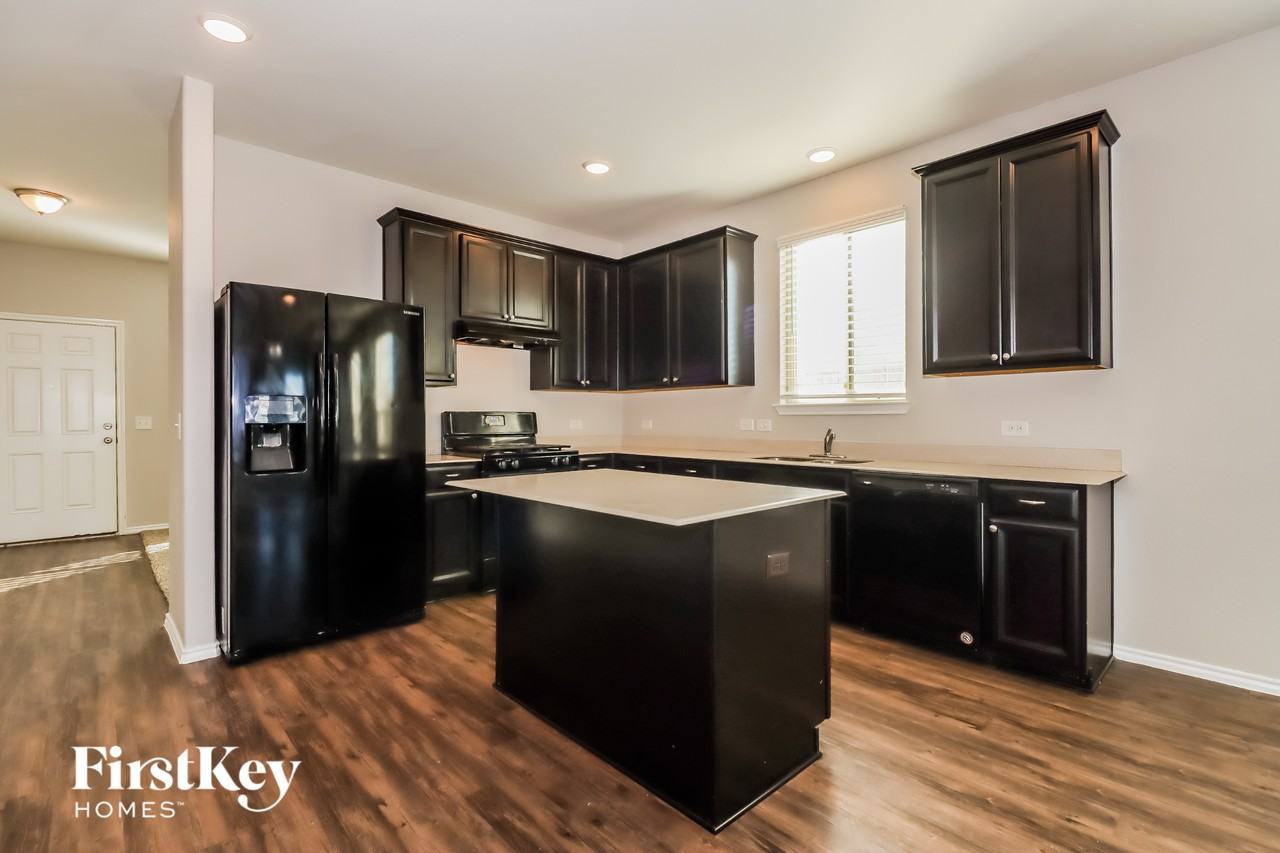 24114 Silver Sunset Ln - Photo 6 of 15