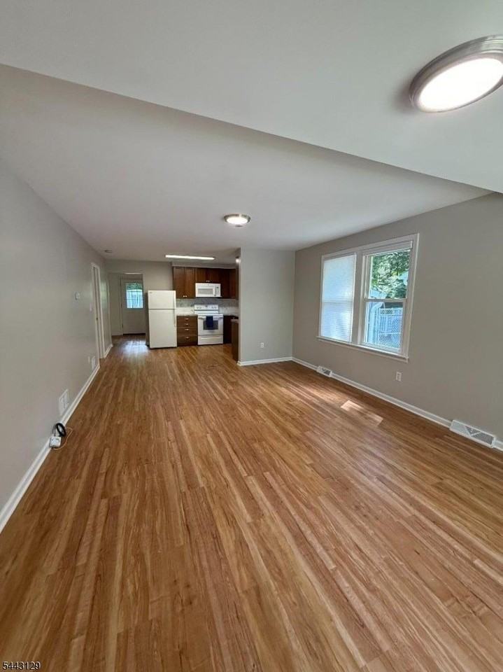 18 Abbott - Photo 2 of 21