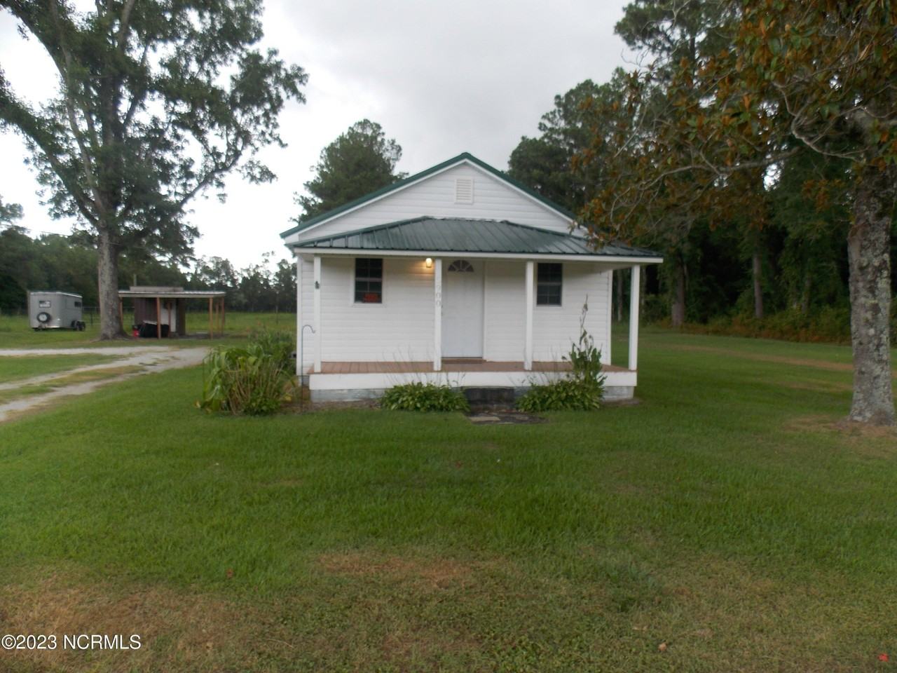 5900 New Bern Hwy - Photo 2 of 22