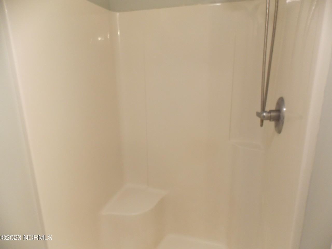 5900 New Bern Hwy - Photo 7 of 22