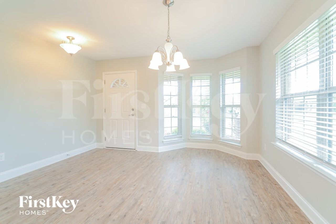142 Grasonville Rd - Photo 4 of 15