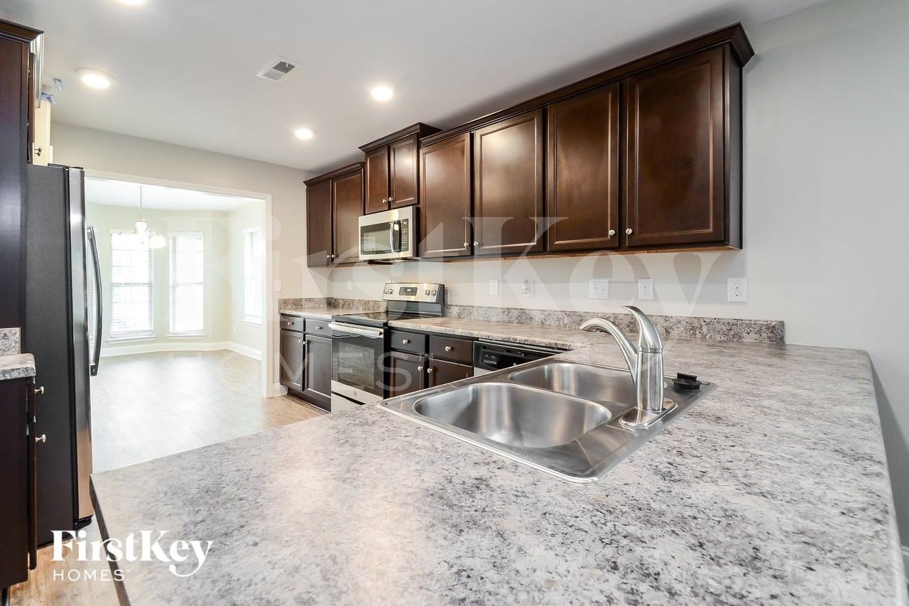 142 Grasonville Rd - Photo 7 of 15
