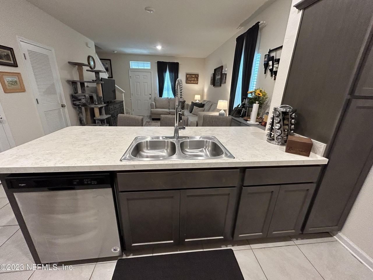75510 Harvester St - Photo 7 of 24